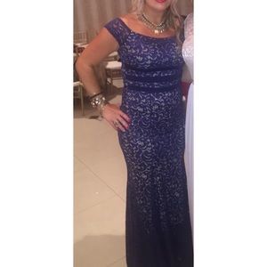 Carolina lace evening dress prom homecoming